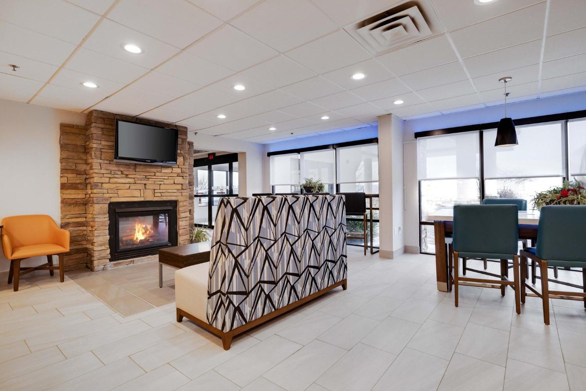 Holiday Inn Express Wilkes Barre East By Ihg Экстерьер фото